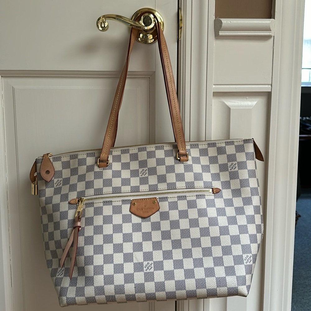 Louis Vuitton Iena mm Azur bag